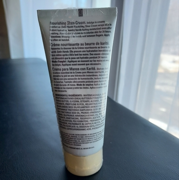 Mary Kay Satin Hands Fragrance Free Hand Cream 3OZ - Picture 3 of 5